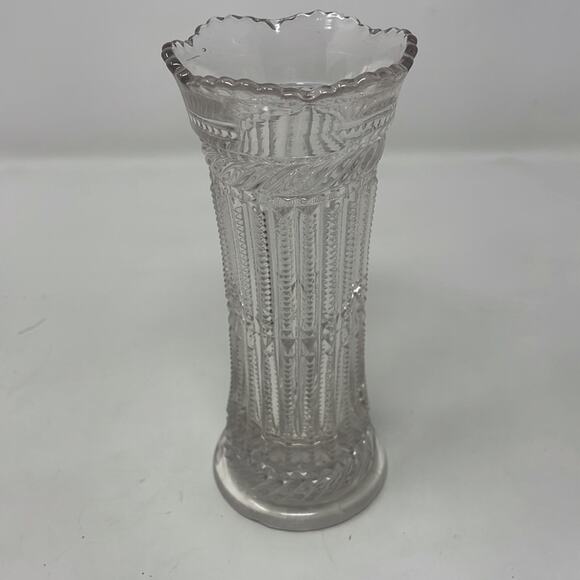 Vintage Early American Pressed Glass Strigil vase Tarentum Glass Co - Picture 3 of 10